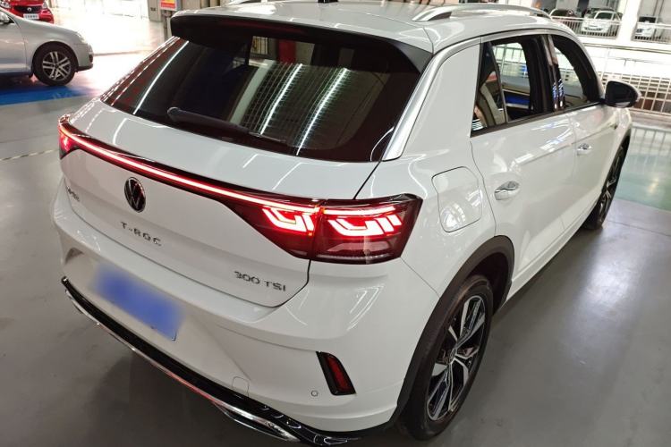 Used Volkswagen T-ROC 2024 300TSI DSG Two-Wheel-Drive Chen Guang Edition
