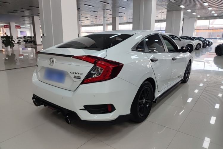 Used Honda Civic 2019 220TURBO CVT Dynamic Edition China VI Rear Right 45 Deg