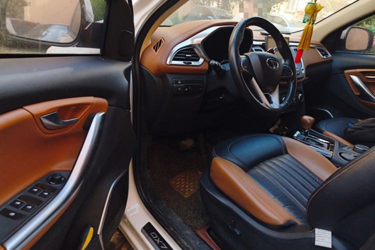 Used Soueast DX7 2015 1.5T Automatic Luxury Model
