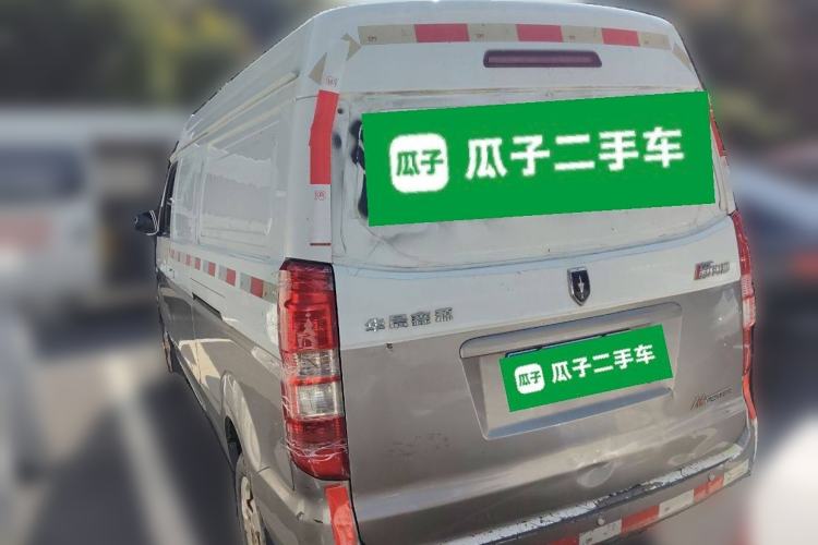 Used Jinbei Hiace X30 2021 1.5L Wealthy Van China VI Standard SWC15M
