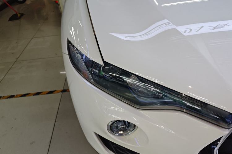 Used Maserati Levante 2019 3.0T Standard Version China VI Right Front Headlight