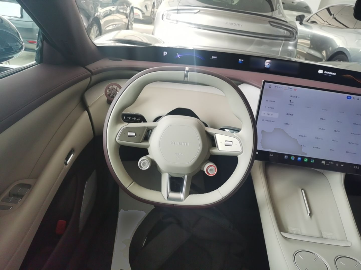 Xiaomi Auto YU7 2025 Ultra-Long Range All-Wheel Drive Pro Version — снимка 13