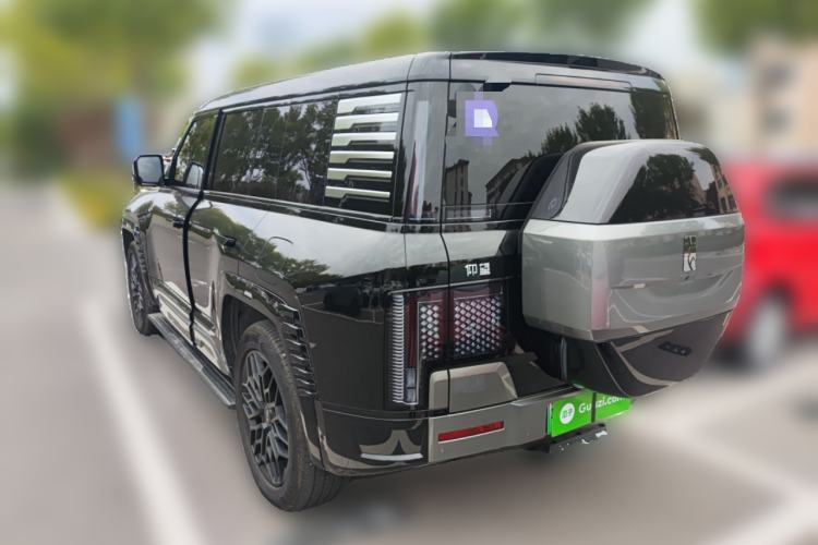 Used Yangwang U8 2023 Luxury Edition
