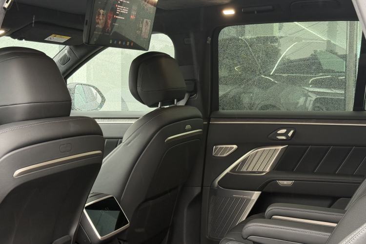 Used ONVO Luxeed L90 2025 Model—Max Six-Seater Version Interior 3