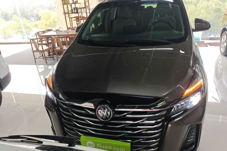 Used Buick GL8 2023 Land Executive Class Comfort Model Front