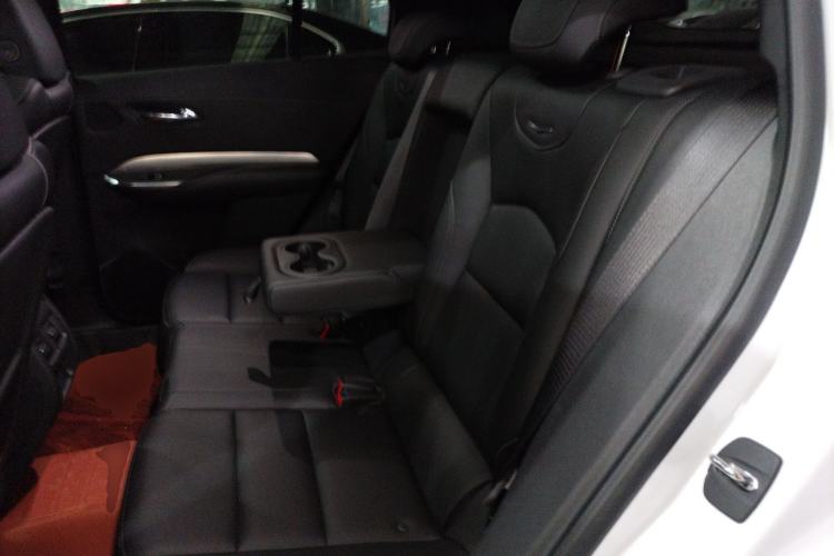 Used Cadillac XT4 2018 28T Two-Wheel Drive Leading Version