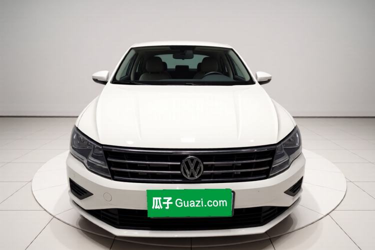 Used Volkswagen Jetta 2017 1.4L Manual Fashion Edition