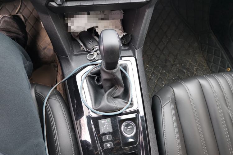 Used Peugeot 408 2022 1.6T Light-Chasing Edition
