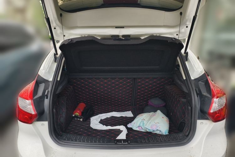 Used Ford Focus 2012 Hatchback 1.6L Automatic Fashion Edition
