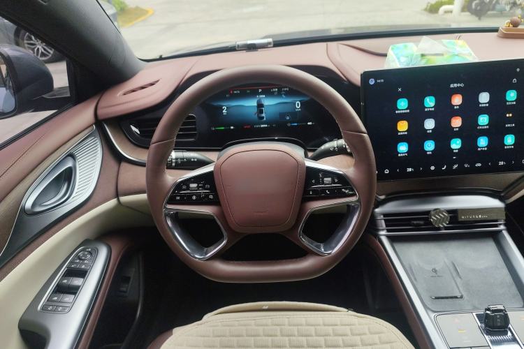 Used BYD Seal 2023 DM-i 1.5L 121km Prestige Model