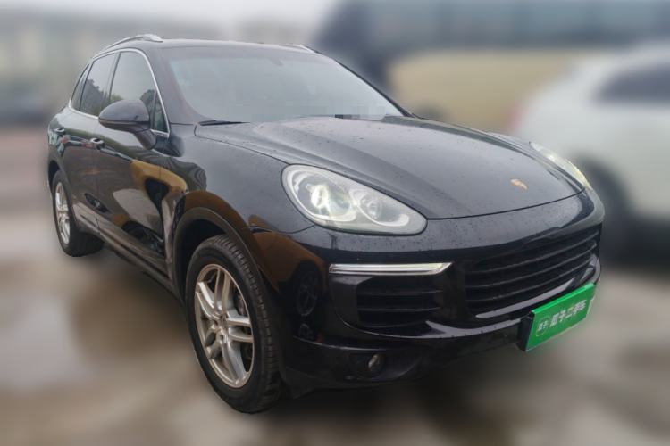 Used Porsche Cayenne 2016 Cayenne 3.0T Front Right 45 Deg
