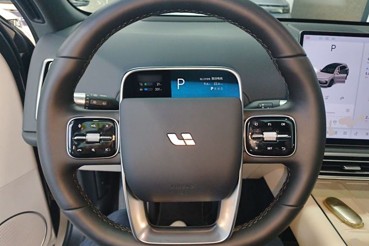 Used Li Auto L6 2025 Pro Smart Refresh Edition Steering Wheel