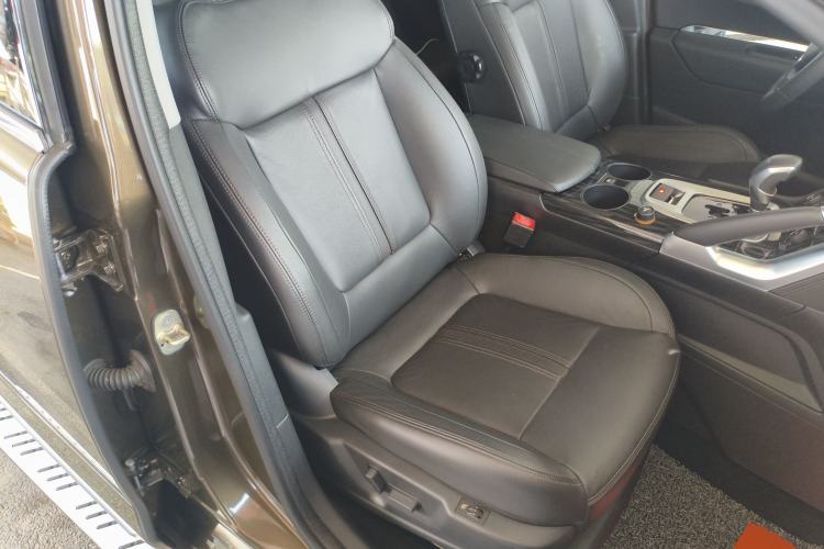 Used Peugeot 3008 2015 2.0L Automatic Trend Edition Right Front Seat