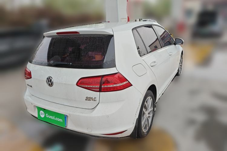 Used Volkswagen Golf 2016 230TSI Automatic Luxury Version
