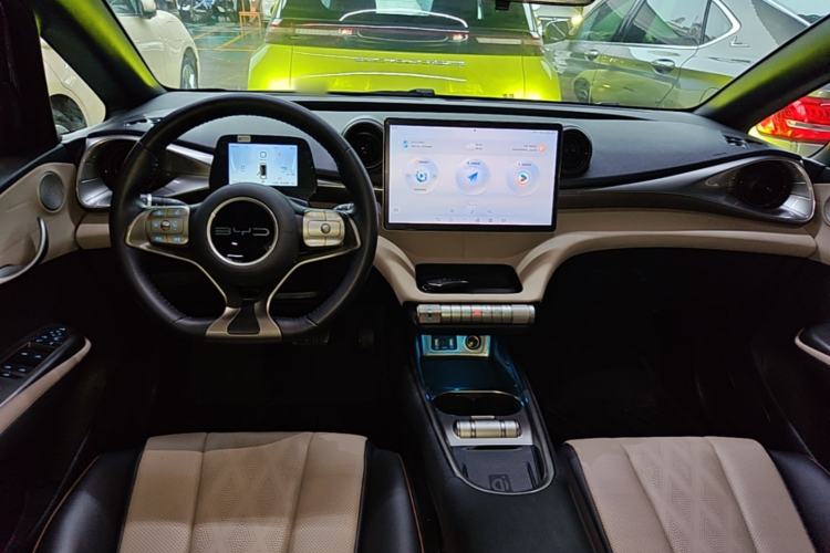 Used BYD Dolphin 2023 420 km Fashion Edition
