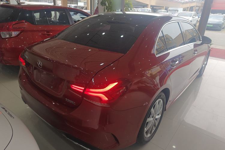 Used Mercedes-Benz A-Class 2020 Restyled A 200 L Sport Sedan Fashion Version
