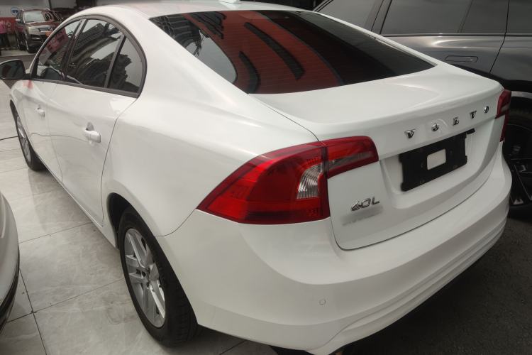 Used Volvo S60 2015 S60L 2.0T Smart Drive Edition
