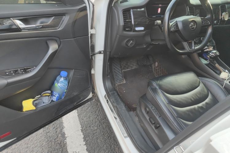 Used Skoda Kodiaq 2019 Facelifted TSI330 5-Seater Two-Wheel-Drive Luxury Enjoyment Edition China VI Standard