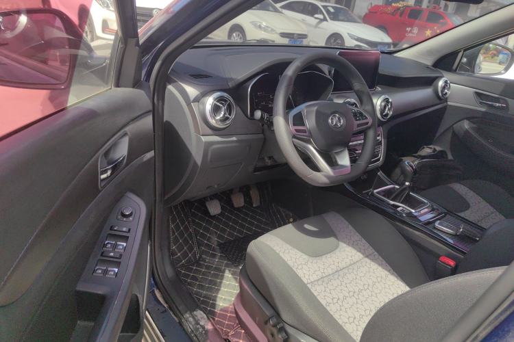 Used BAIC Beijing X5 2018 1.5T Manual Advance Version China V Driver Seat