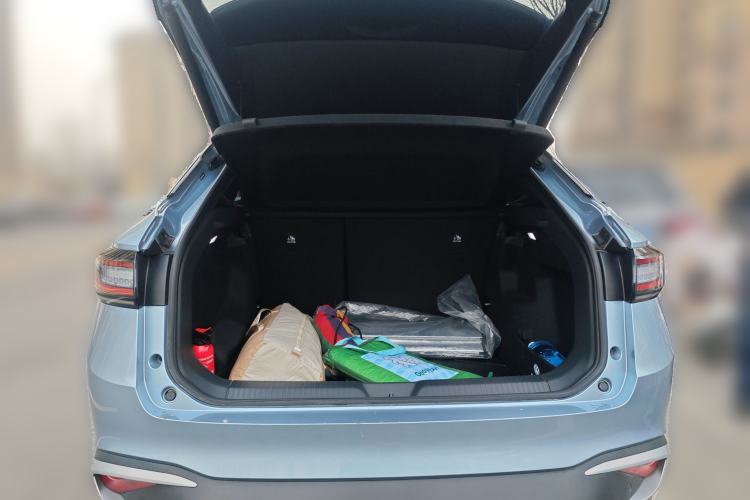 Used Volkswagen ID.4 X 2023 Pure Long-Range Version Trunk