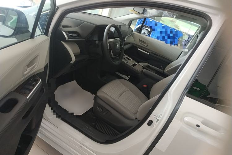 Used Toyota SIENNA 2026 Model 2.5L Dual-Engine Two-Wheel-Drive Comfort Edition Driver Seat