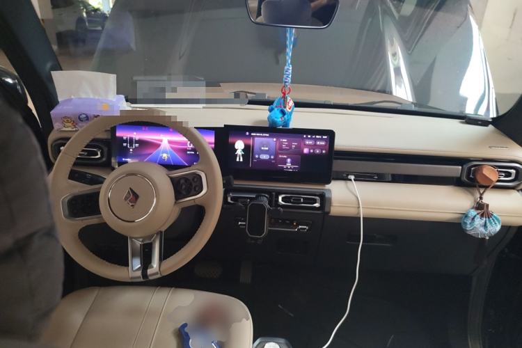 Used Baojun Spark 2023 Flagship Edition Center Console