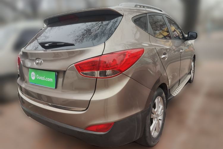Used Hyundai ix35 2012 2.0L Automatic Two-Wheel Drive Elite Edition GLS
