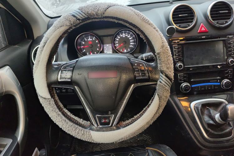 Used Haval H6 2013 Upgraded Model 1.5T Manual Two-Wheel Drive Elite Version