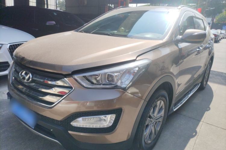 Used Hyundai Santa Fe 2013 2.4L Automatic Two-Wheel Drive Smart Version