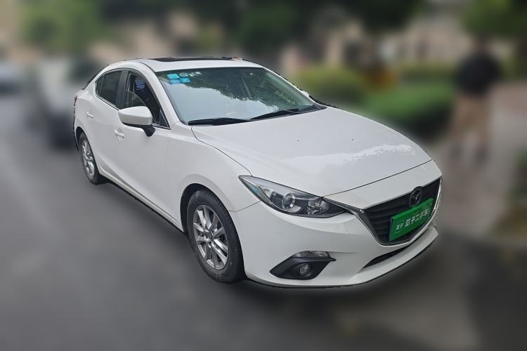 Used Mazda 3 Axela 2014 Sedan 1.5L Automatic Luxury Model Front Right 45 Deg