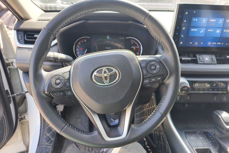 Used Toyota RAV4 2022 2.0L CVT Two-Wheel Drive Fashion Plus Edition Steering Wheel