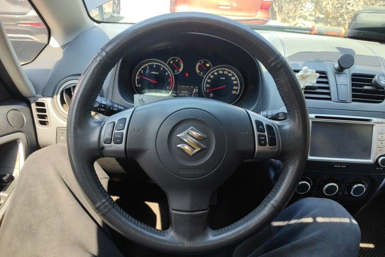 Used Suzuki SX4 2012 1.6L Automatic Ruiqi Model
