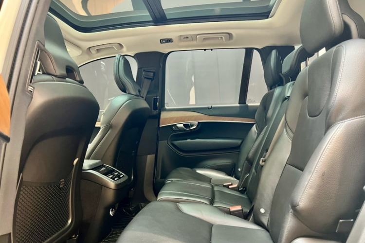 Used Volvo XC90 2019 T6 Zhiyi Edition 7-Seater China VI Standard