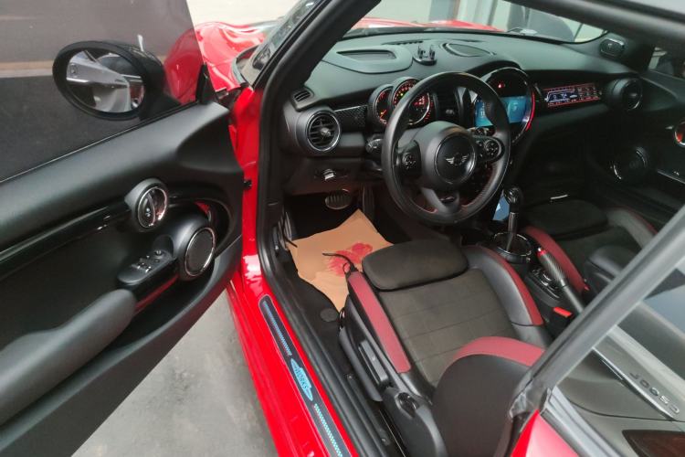 Used MINI JCW 2015 2.0T JOHN COOPER WORKS Driver Seat