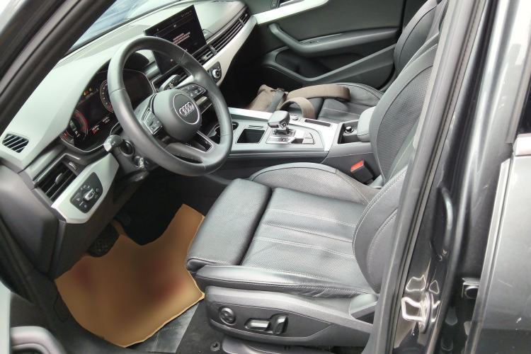 Used Audi A4L 2022 40 TFSI Fashion Dynamic Model
