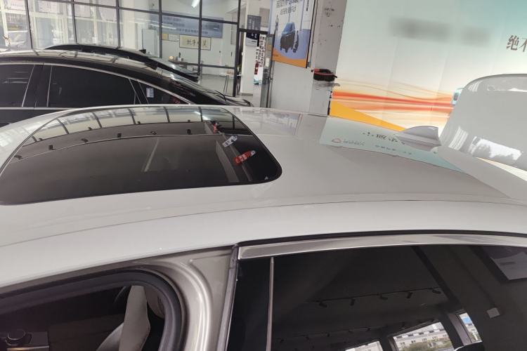 Used BMW 5 Series 2019 Facelifted 525Li Luxury Package Roof