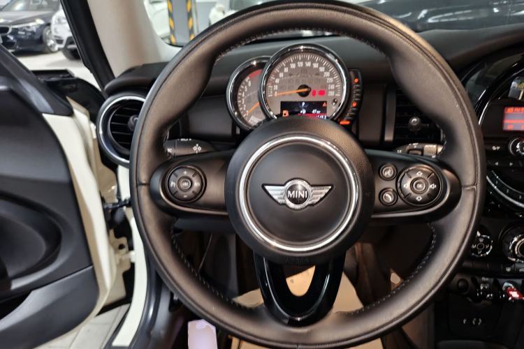 Used MINI 2014 1.2T ONE+
