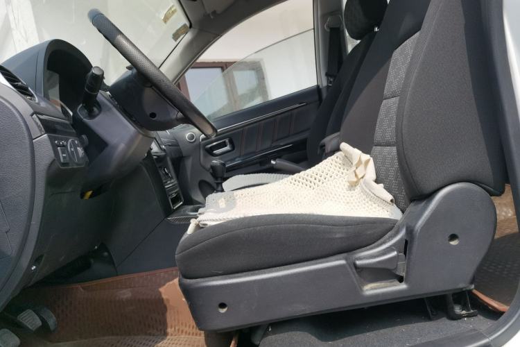 Used Haval H5 Classic 2015 2.0T Manual Two-Wheel Drive Advanced Version Left Front Seat