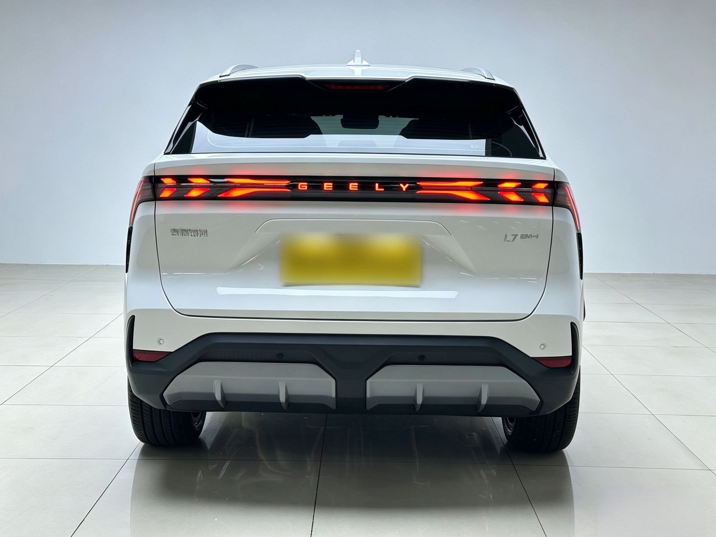 Geely Galaxy L7 2025 EM-i 115km Exploration Edition — снимка 18