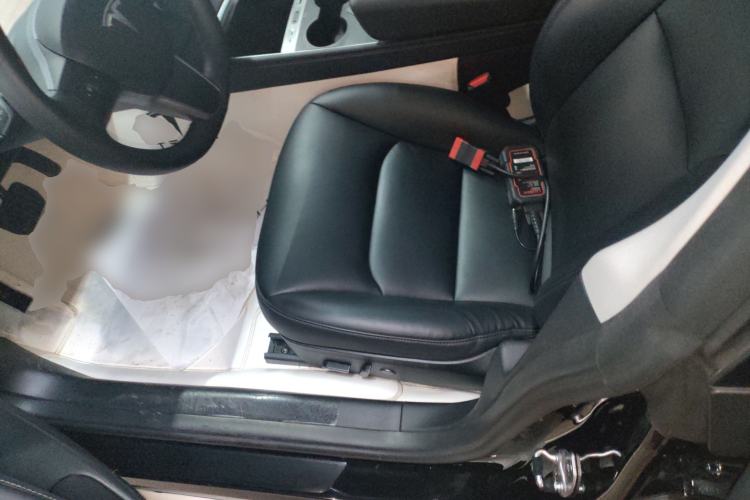 Used Tesla Model 3 2022 Rear-Wheel-Drive Version Left Front Seat