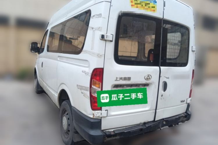 Used SAIC MAXUS Xintu V80 2014 2.5T Aotuntong Short Wheelbase Mid-Roof Model