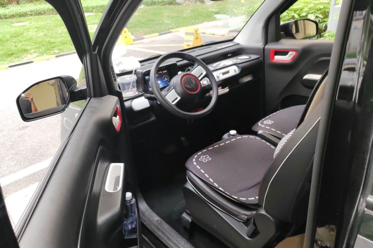 Used Wuling Hongguang MINIEV 2022 GAMEBOY 300km Enthusiast Model with Lithium Iron Phosphate Driver Seat