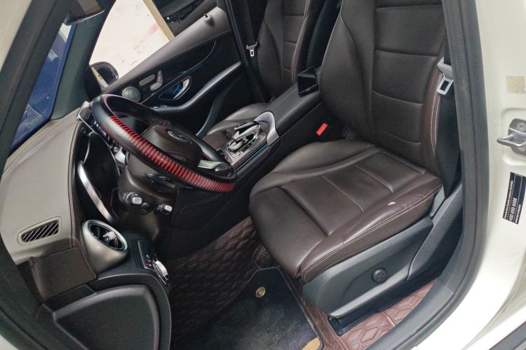 Used Mercedes-Benz GLC 2019 Facelift GLC 260 L 4MATIC Luxury Model Left Front Seat