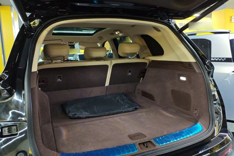 Used Hima AITO M7 2024 1.5T Four-Wheel Drive Plus Version 5 Seats Trunk