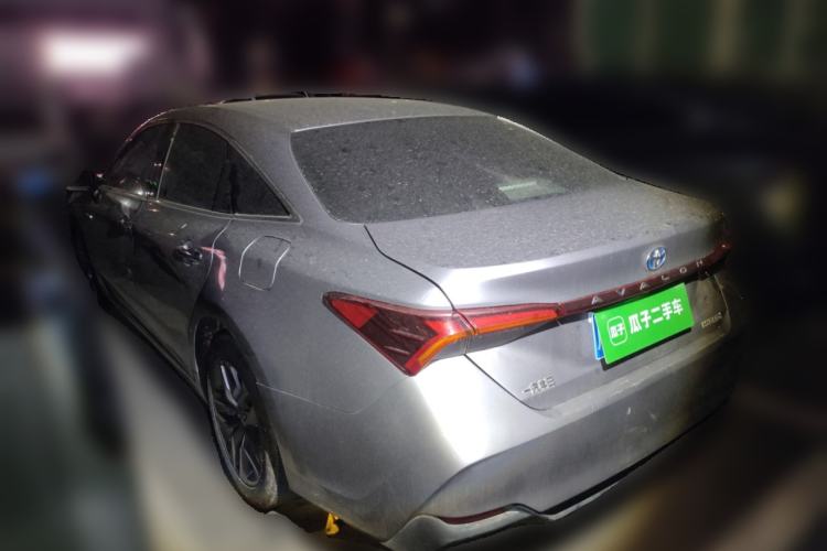 Used Toyota Avalon 2019 Dual-Engine 2.5L Luxury Edition China VI Standard