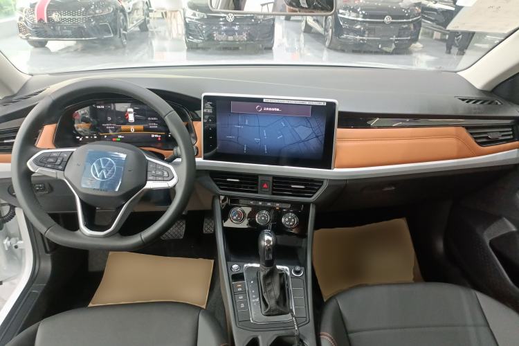 Used Volkswagen Bora 2026 200TSI DSG Yuexing Navigation Edition Center Console