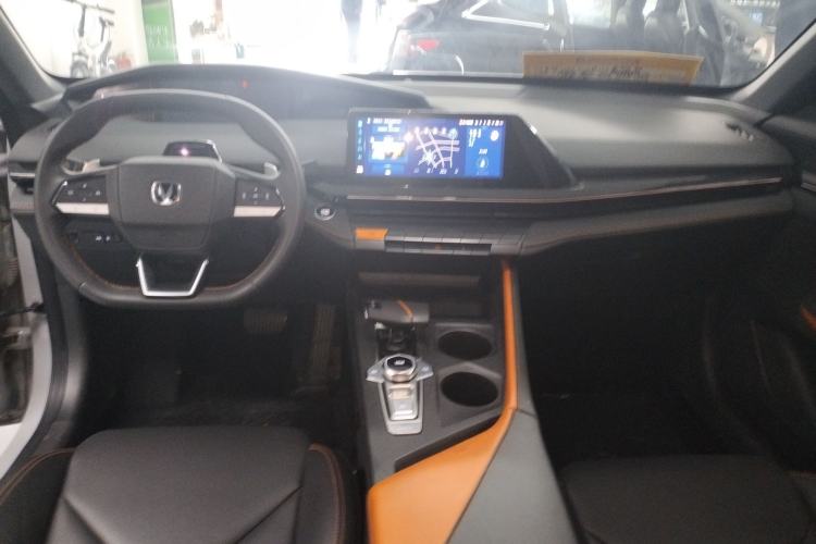 Used CHANGAN UNI-V 2022 1.5T Prestige Version