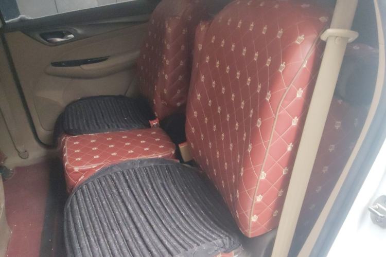 Used Baojun 730 2017 1.5T Manual Prestige Version 7 Seats Left Rear Seat