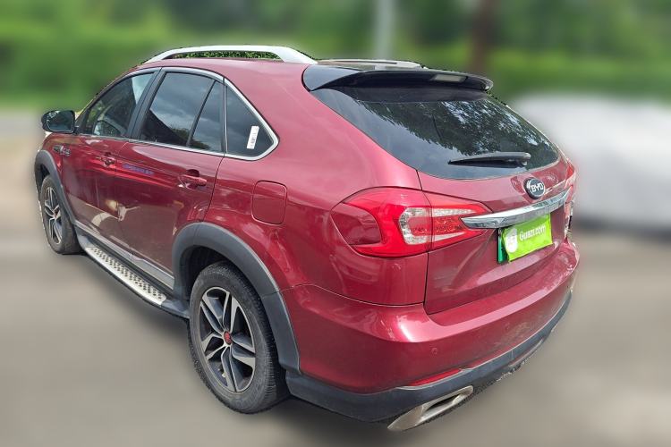 Used BYD Tang New Energy 2015 2.0T Four-Wheel-Drive Flagship Model
