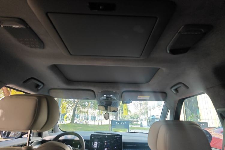 Used Zeekr 009 2022 WE Edition
